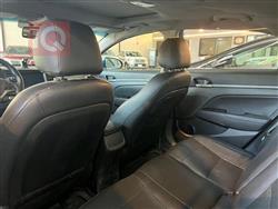 هیۆندای ئەلەنترا